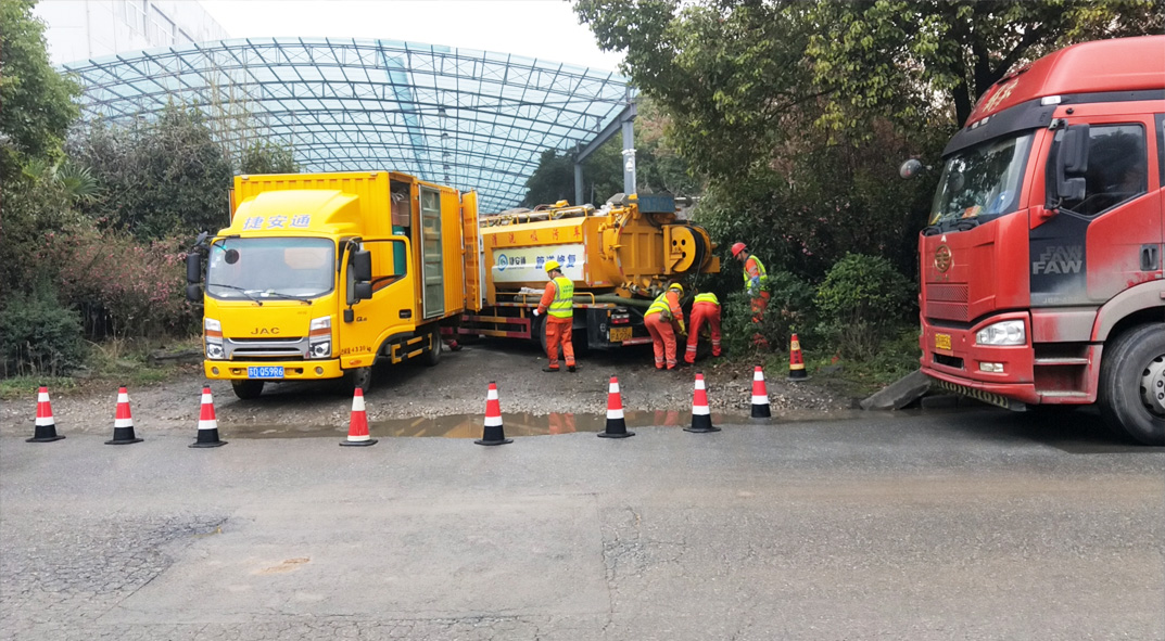 石龙成区雨污水管网“四位一体”检测疏通项目